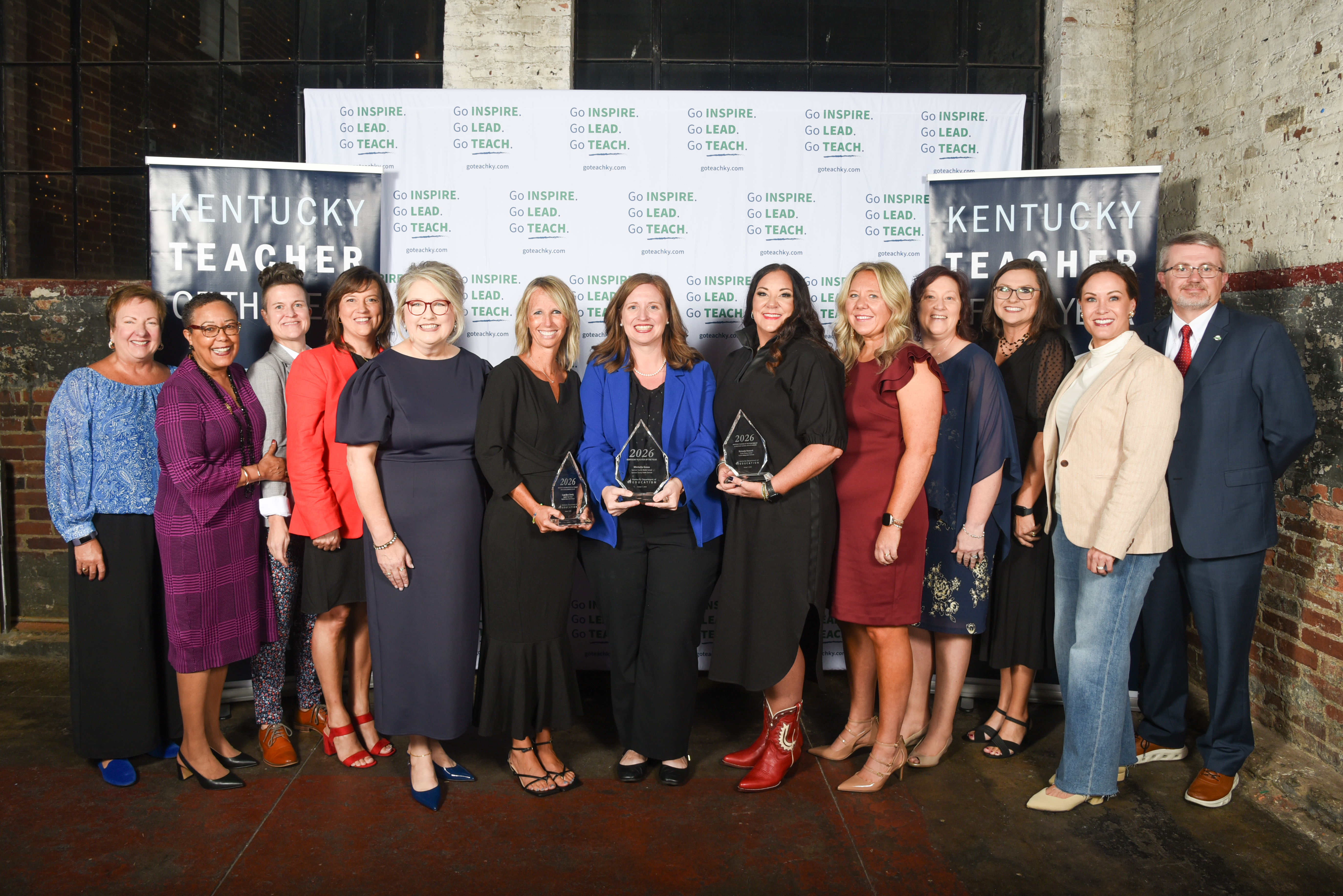 2023_toy_mandyperez_crittenden_ms_checkpresentation_govoffice