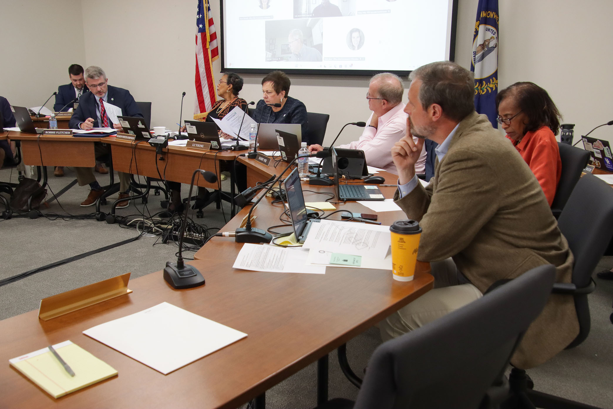 KBE meeting in the state board room